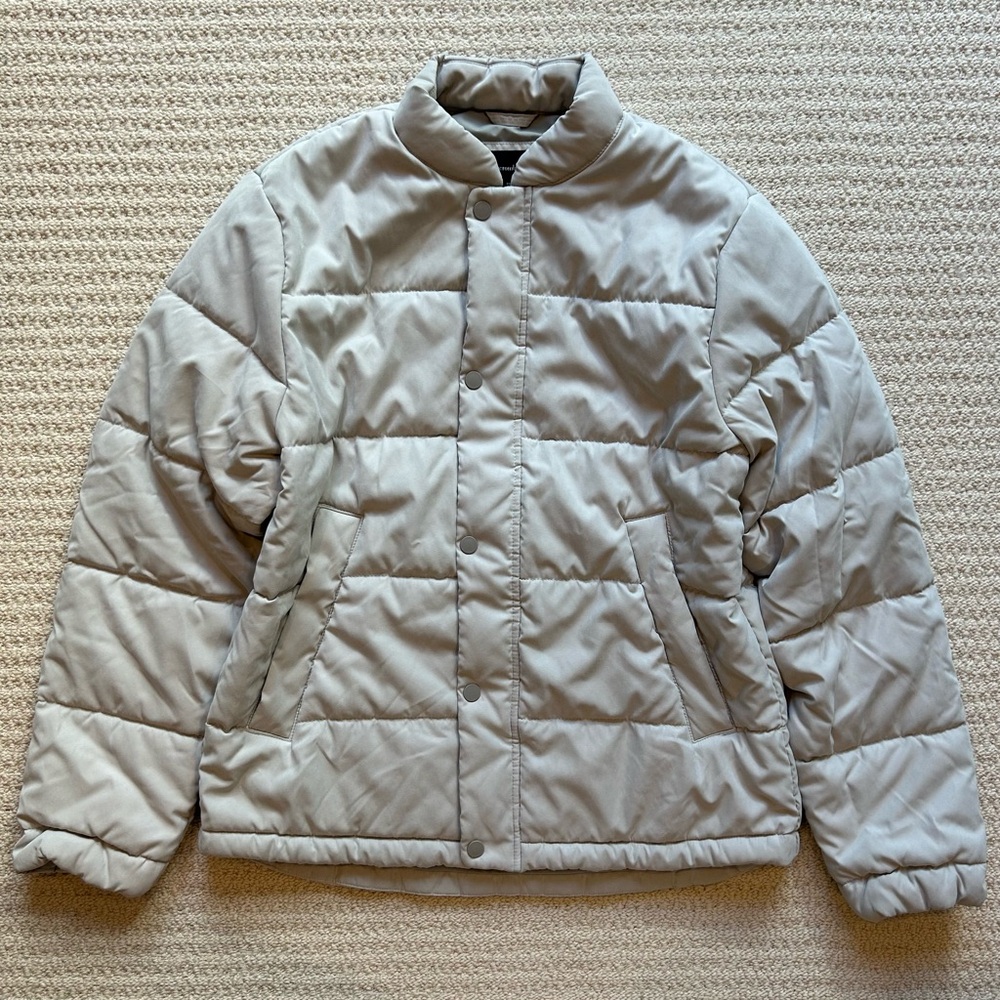 Abercrombie & Fitch Light Gray Quilted Puffer Jacket